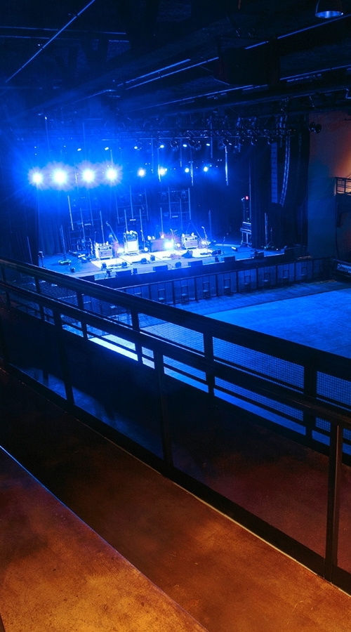 Image found on: https://www.yelp.com/biz/house-of-blues-boston-music-venue-boston House of Blues